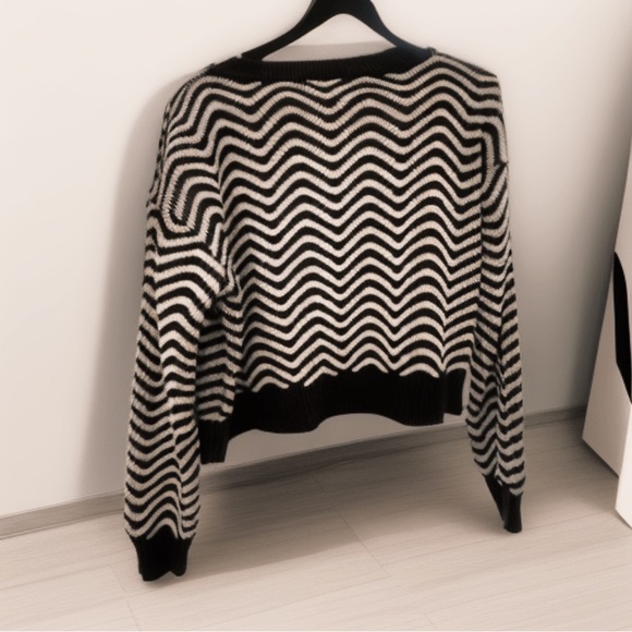 PACSUN KNIT SWEATER - Picture 2 of 2